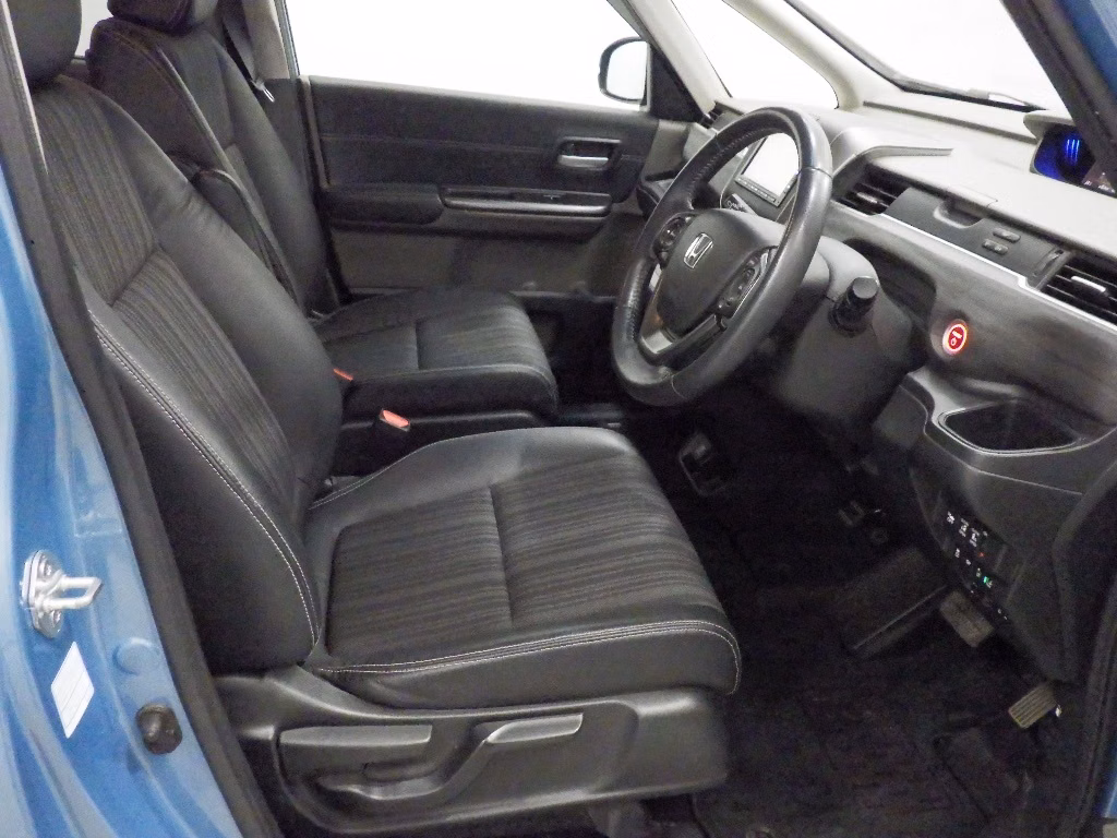 HONDA FREED+