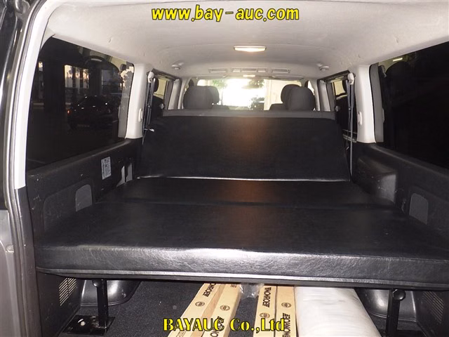 TOYOTA REGIUS ACE