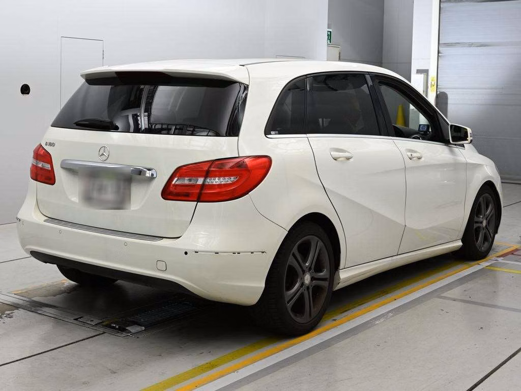 MERCEDES-BENZ B-CLASS