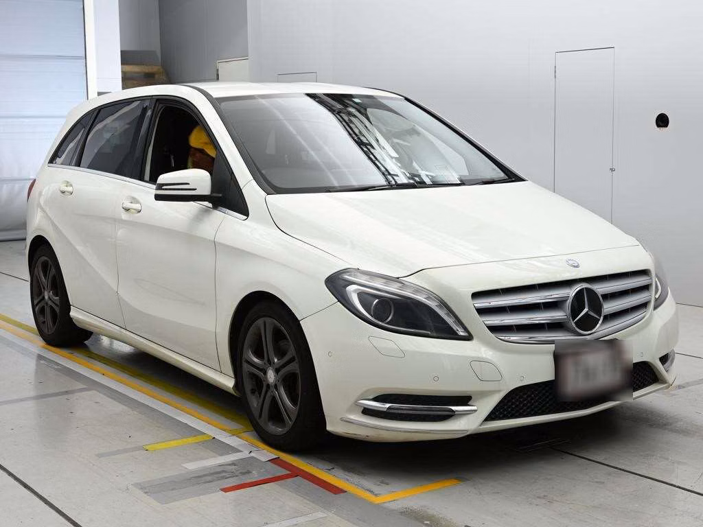 MERCEDES-BENZ B-CLASS