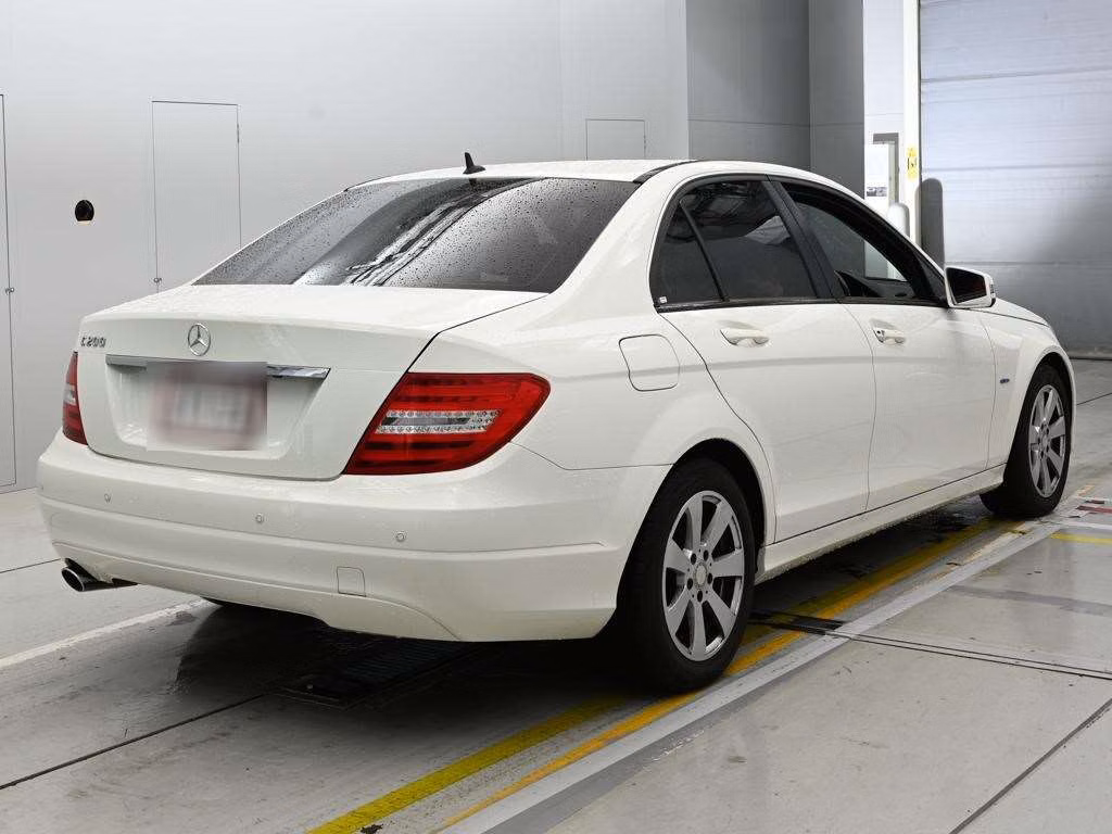 MERCEDES-BENZ C-CLASS
