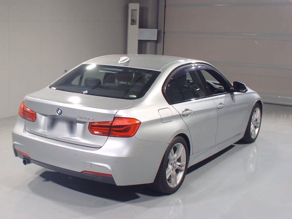 BMW 3-SERIES