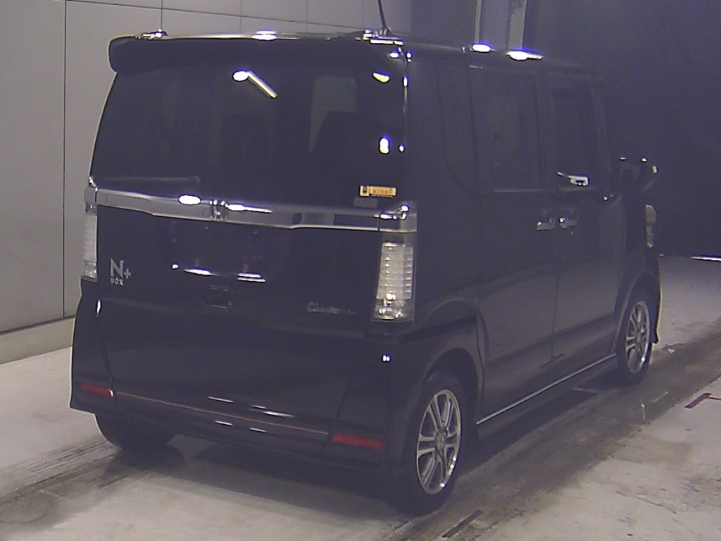 HONDA N-BOX+