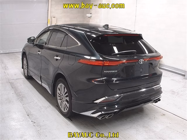 TOYOTA HARRIER