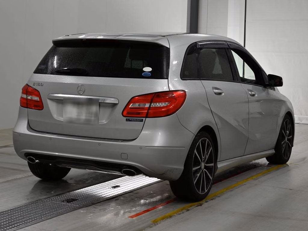 MERCEDES-BENZ B-CLASS