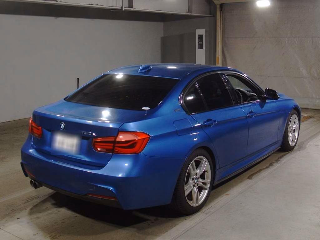 BMW 3-SERIES
