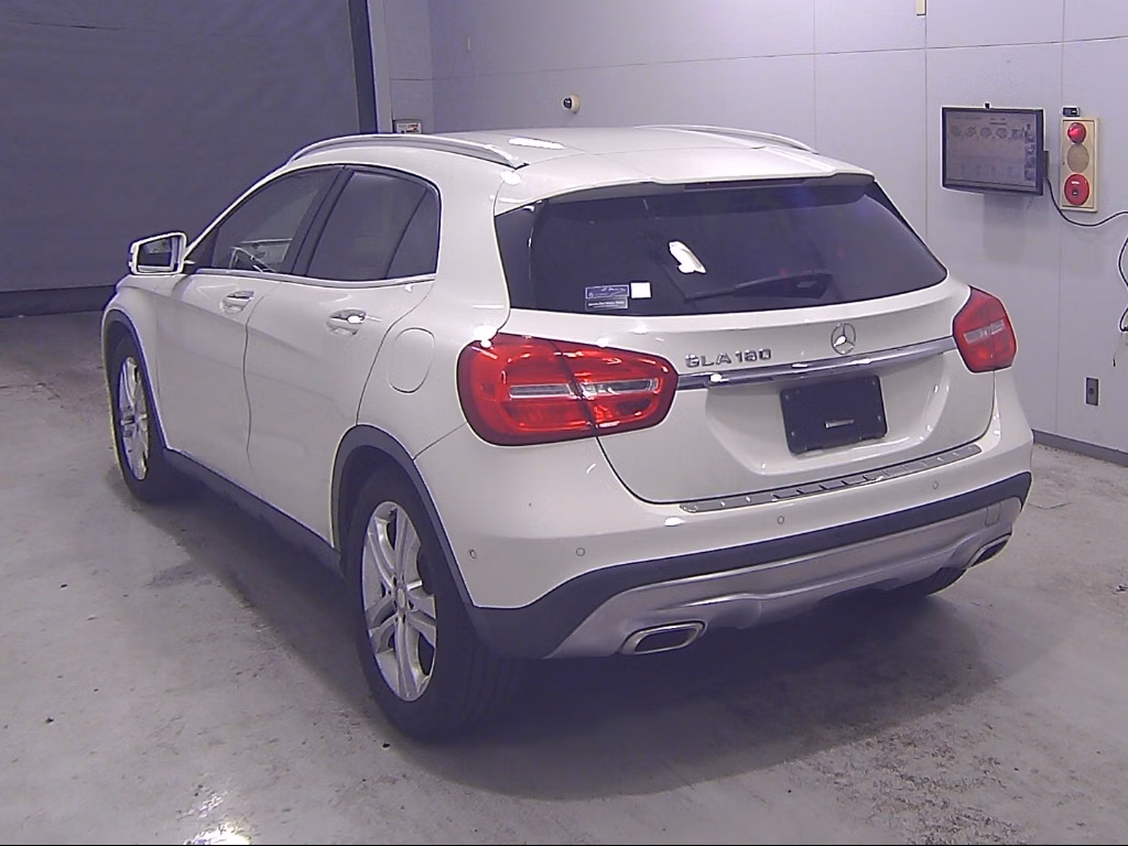 MERCEDES-BENZ GLA-CLASS