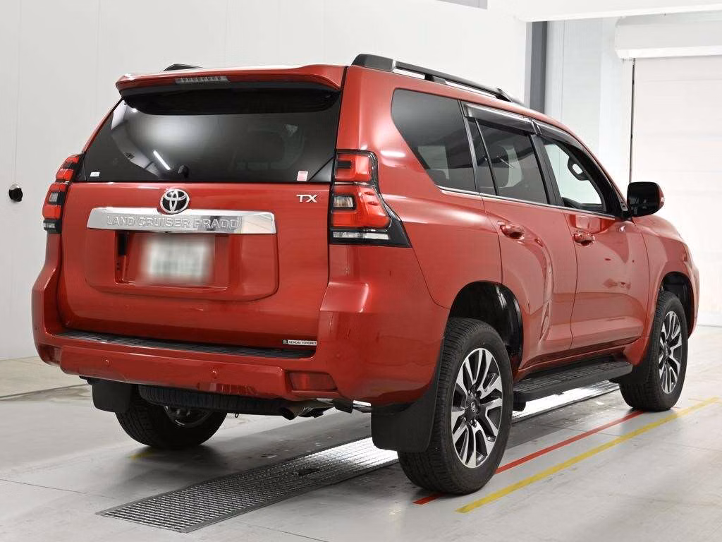 TOYOTA LAND CRUISER PRADO