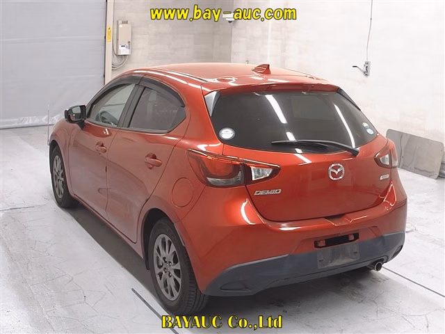 MAZDA DEMIO