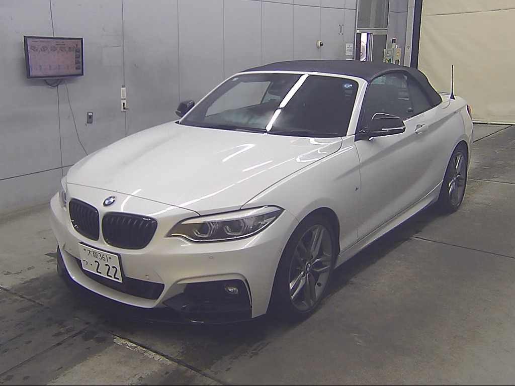 BMW 2-SERIES