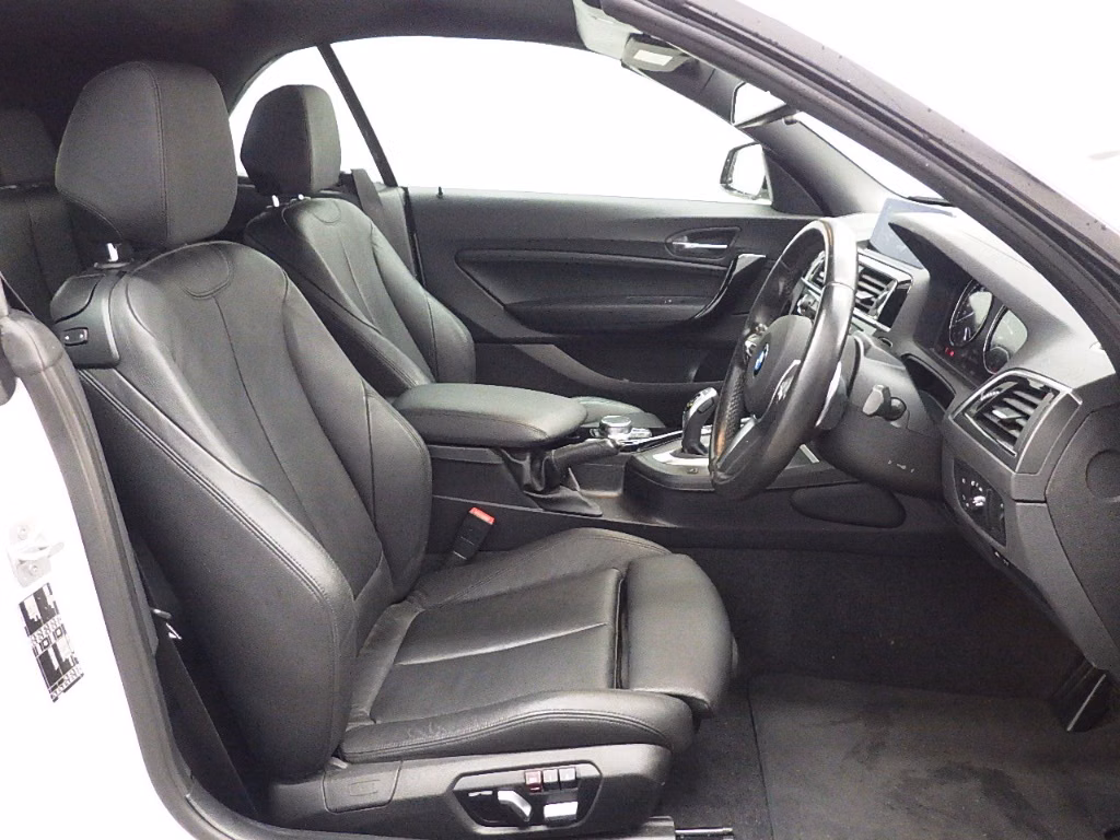 BMW 2-SERIES