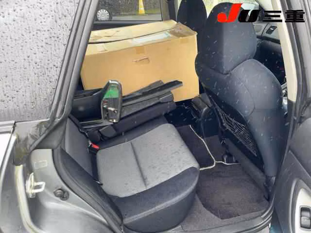 SUBARU LEGACY B4