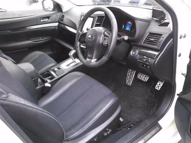 SUBARU LEGACY