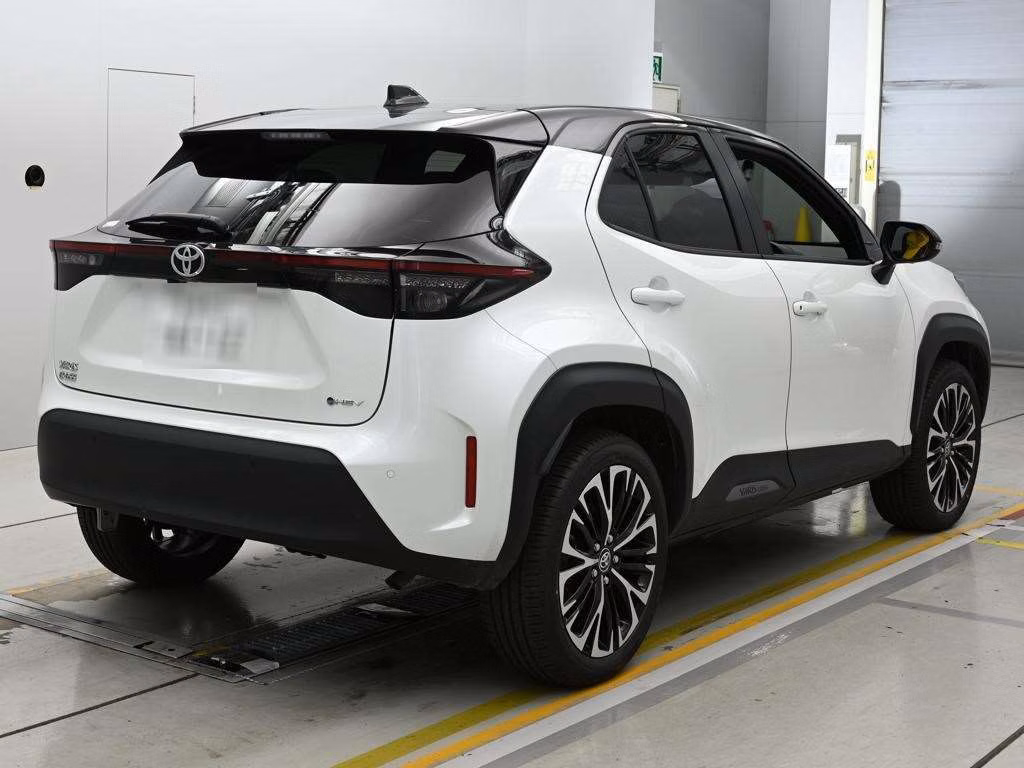 TOYOTA YARIS CROSS