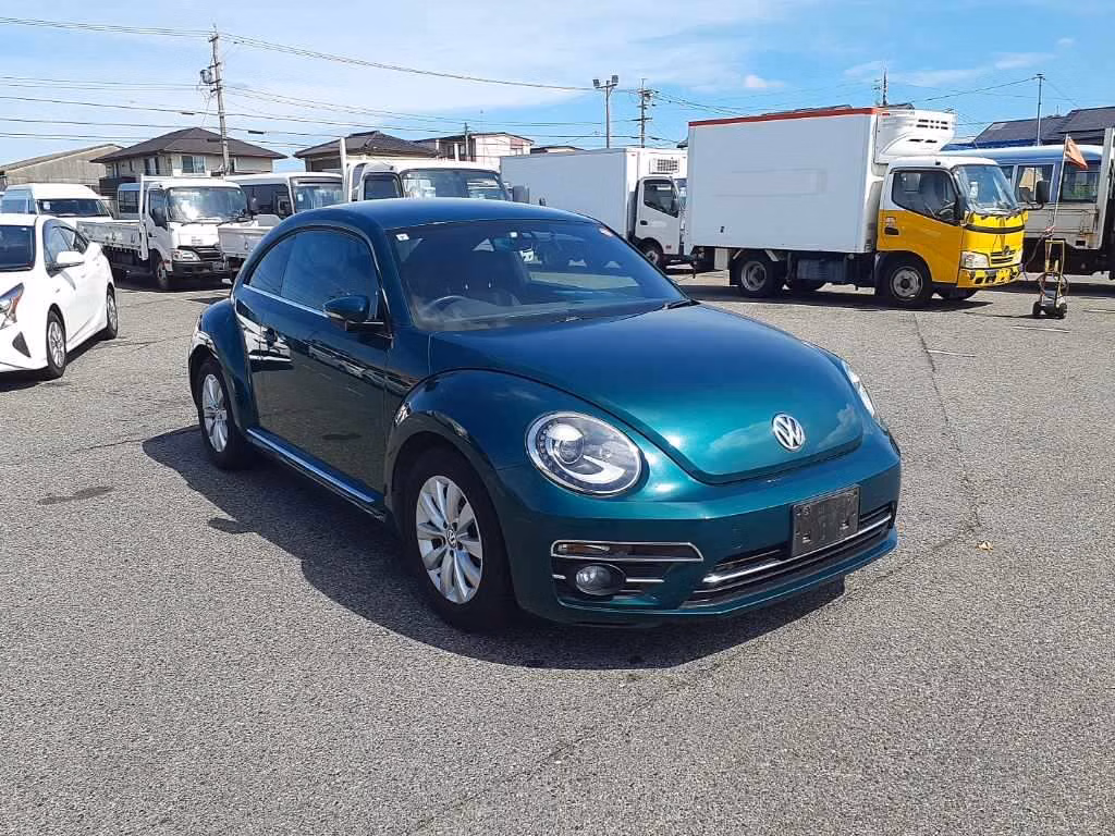 VOLKSWAGEN BEETLE