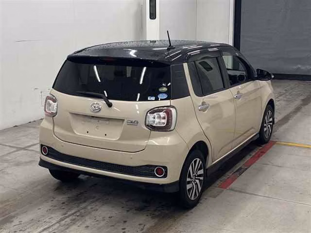 DAIHATSU BOON