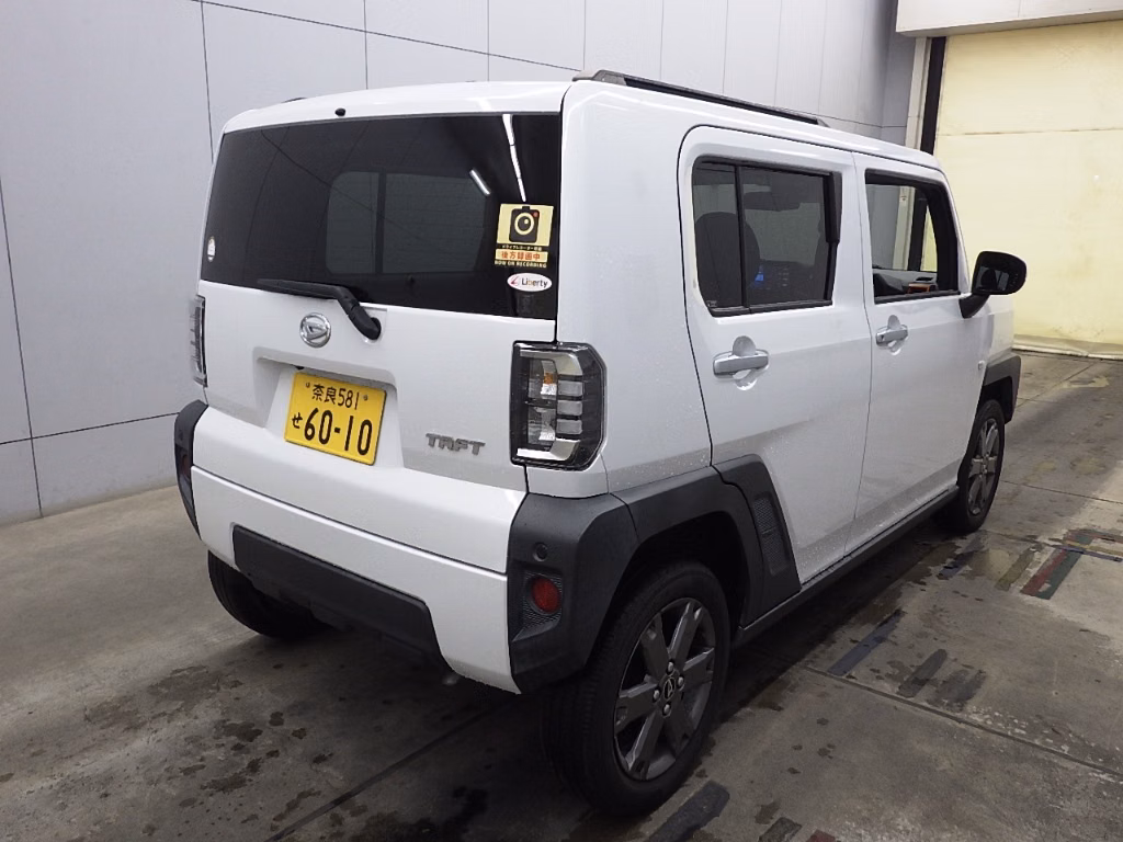 DAIHATSU TAFT