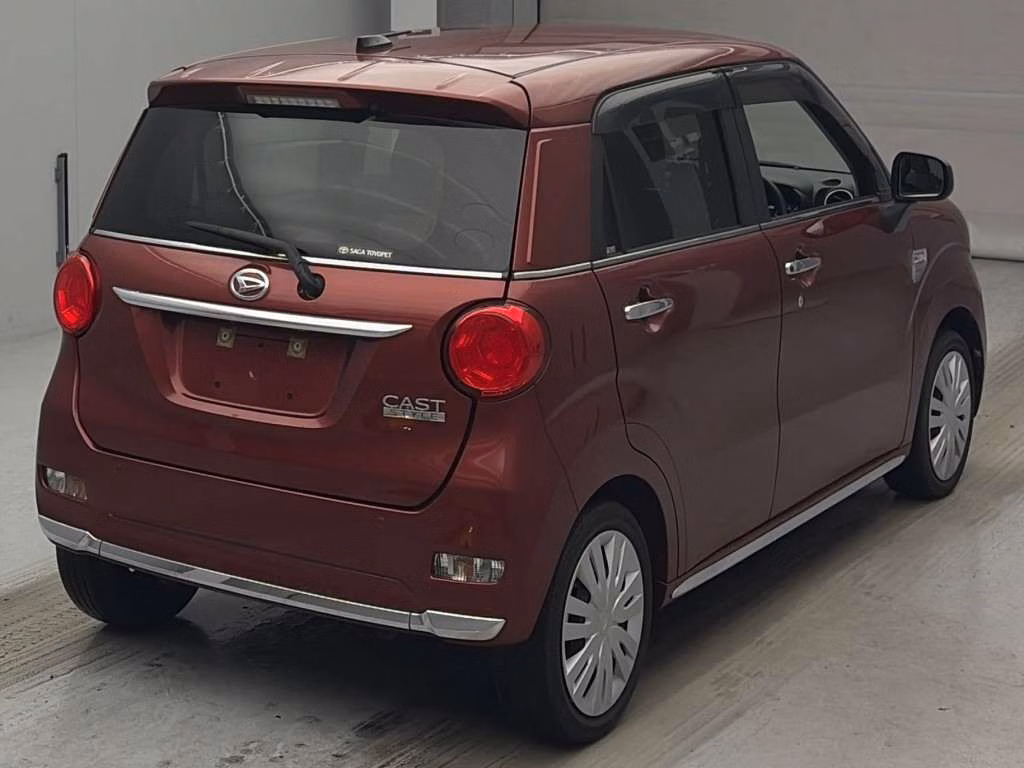 DAIHATSU CAST