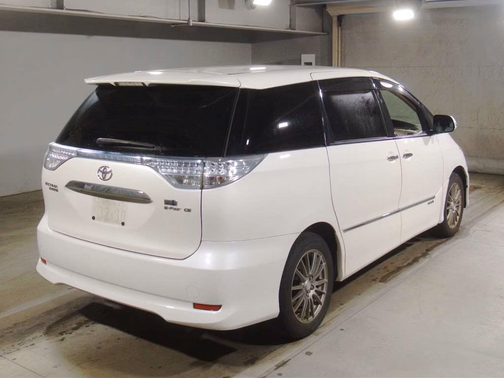 TOYOTA ESTIMA