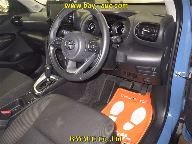 TOYOTA YARIS CROSS