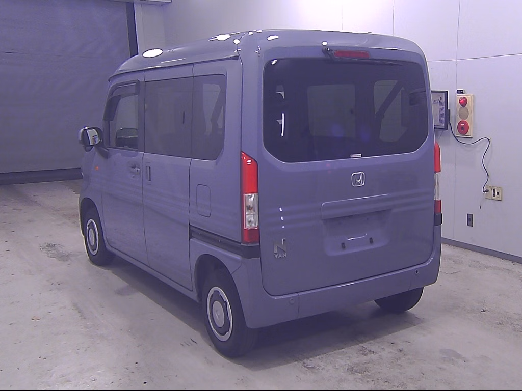 HONDA N-VAN