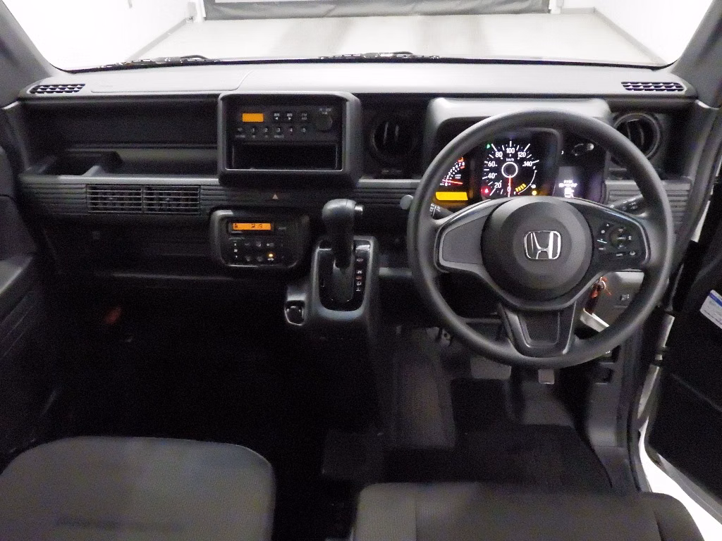 HONDA N-VAN