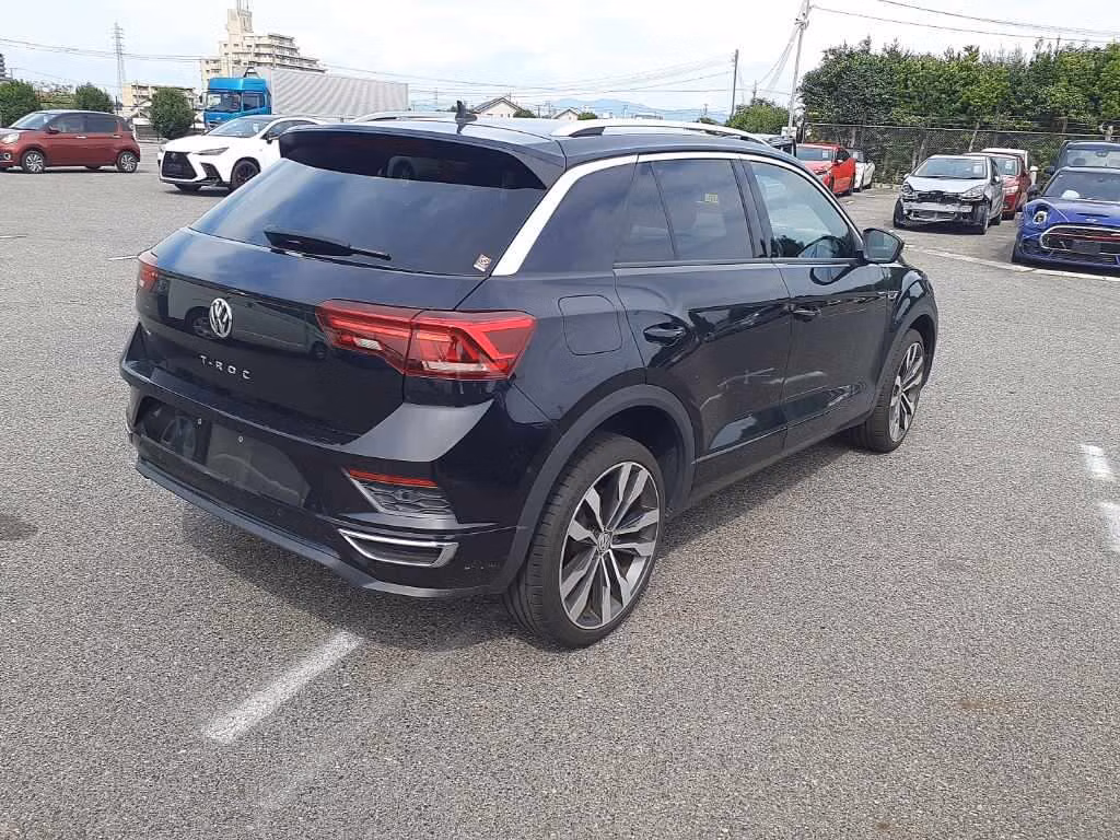 VOLKSWAGEN T-ROC