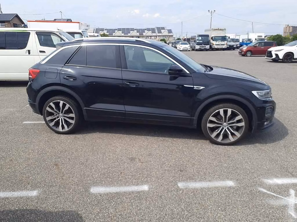 VOLKSWAGEN T-ROC