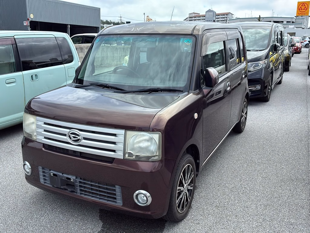 DAIHATSU MOVE CONTE