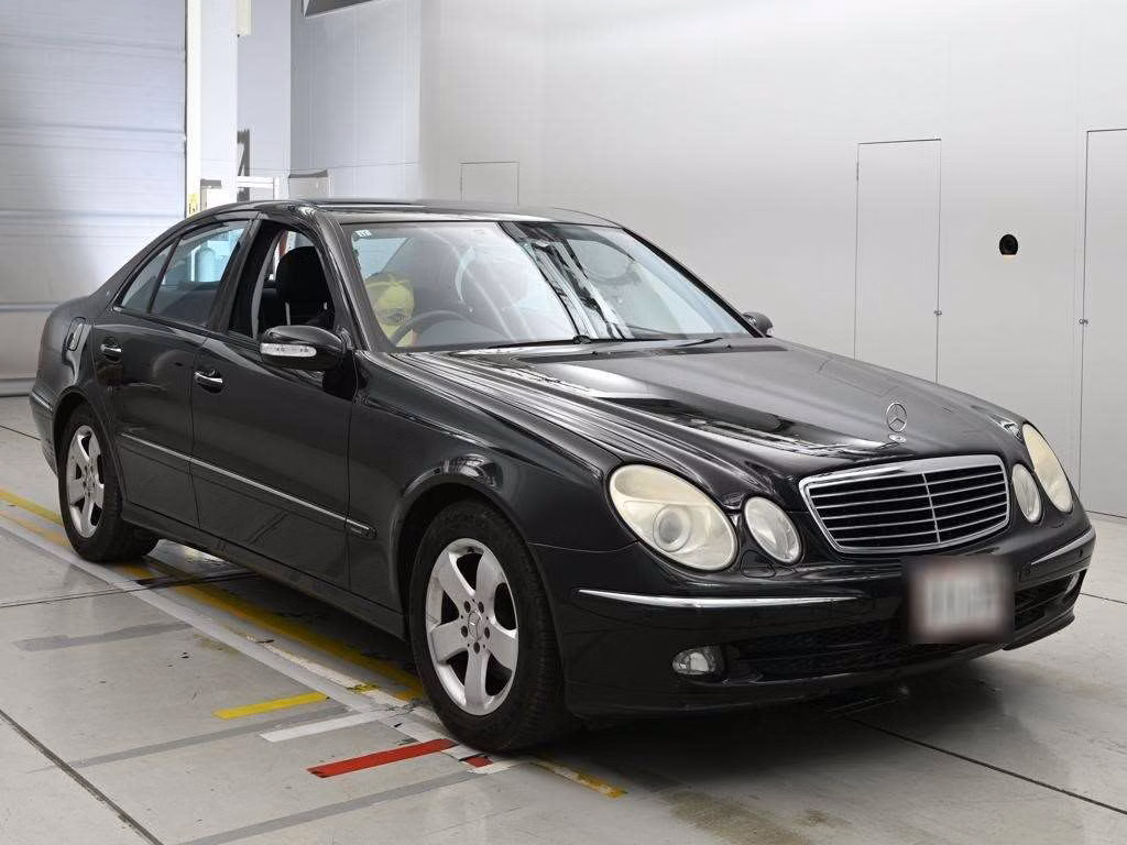 MERCEDES-BENZ E-CLASS