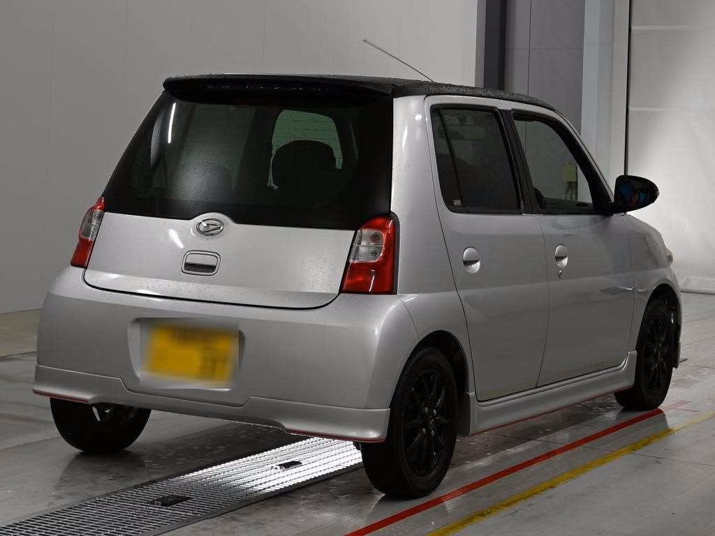 DAIHATSU ESSE