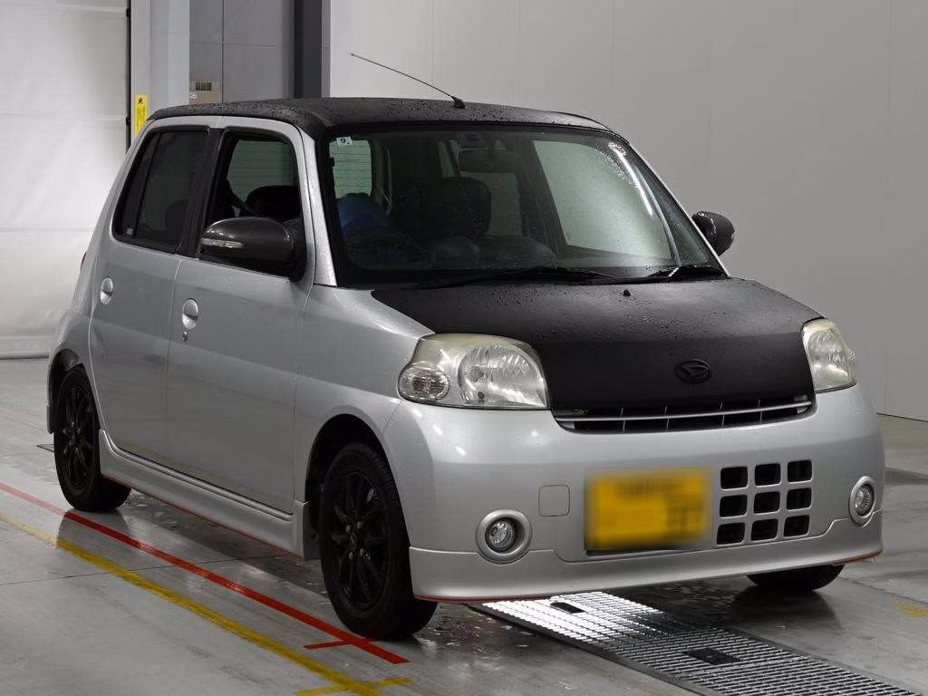 DAIHATSU ESSE