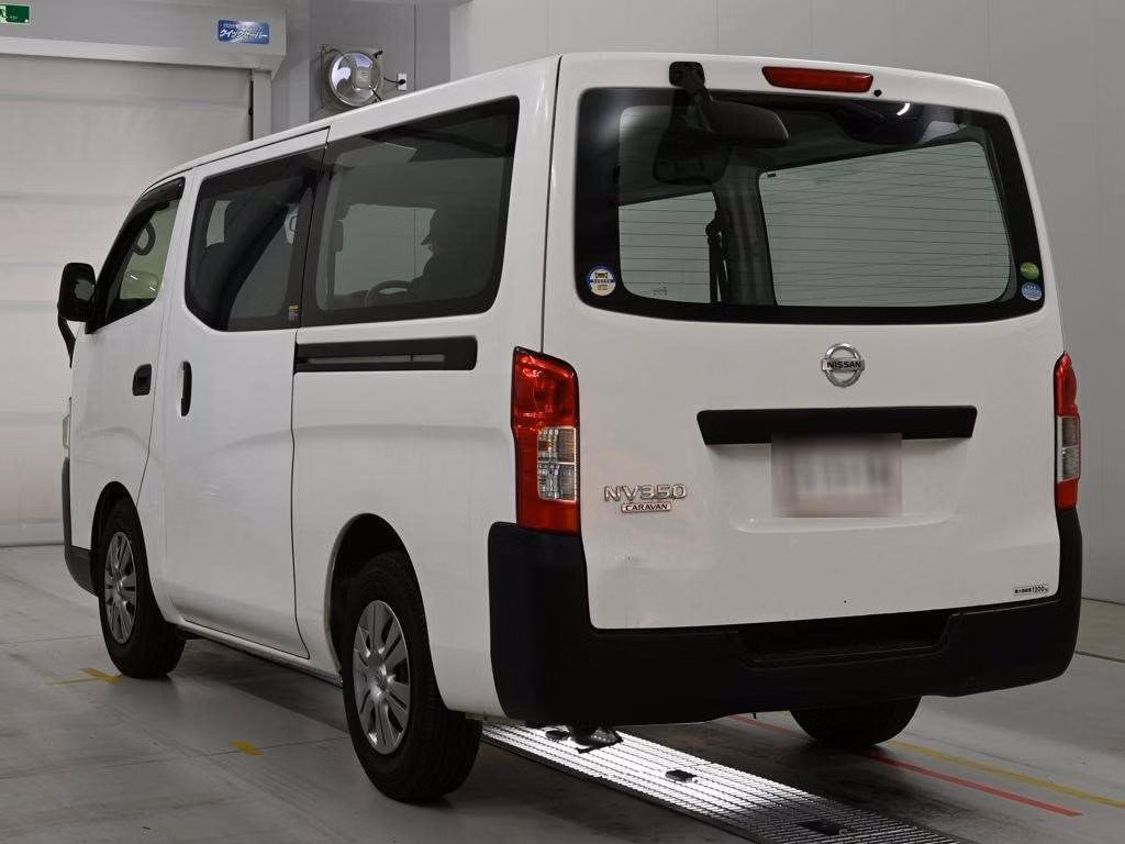 NISSAN NV350 CARAVAN