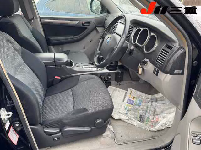 TOYOTA HILUX SURF
