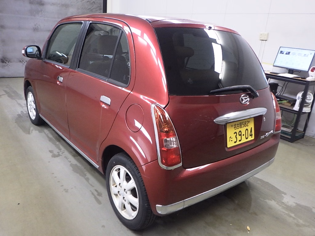 DAIHATSU MIRA GINO