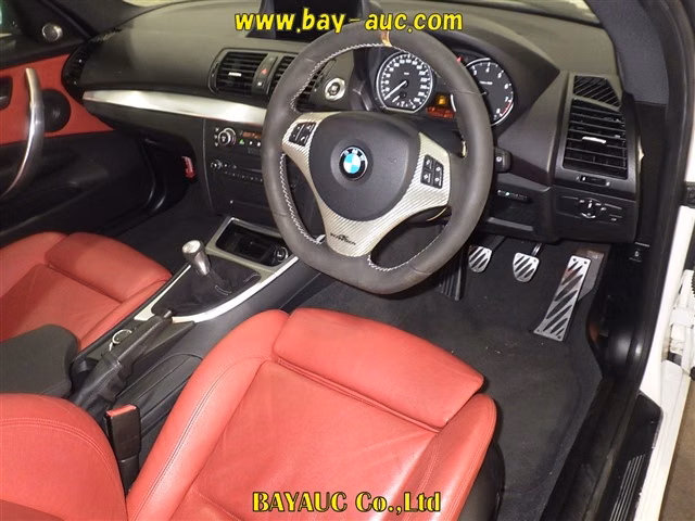 BMW 1-SERIES