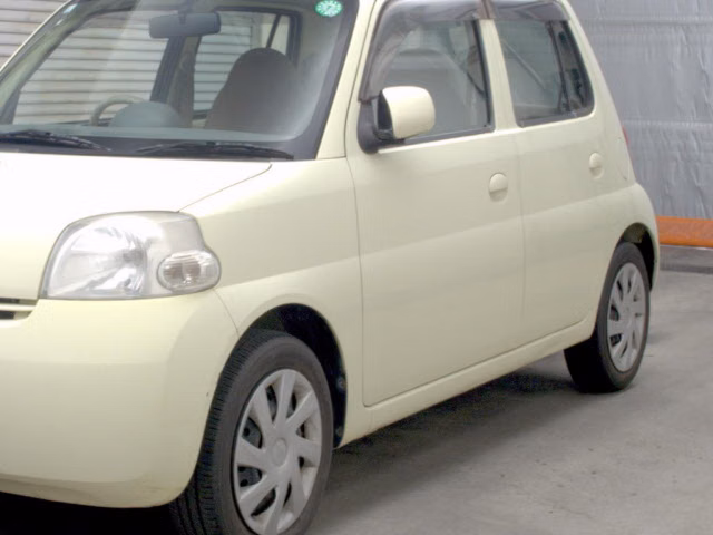 DAIHATSU ESSE