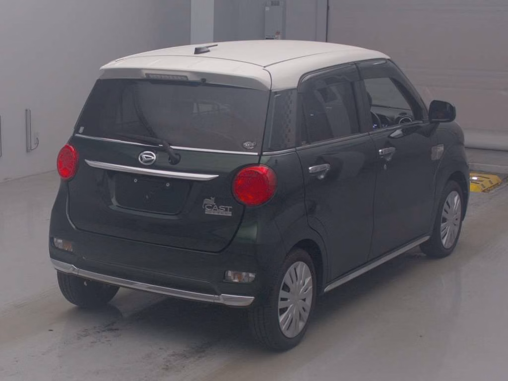 DAIHATSU CAST