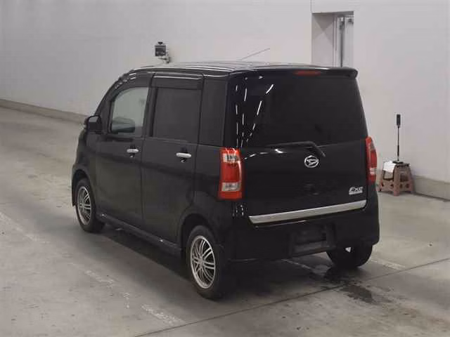 DAIHATSU TANTO EXE