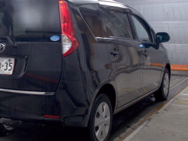 TOYOTA PASSO SETTE
