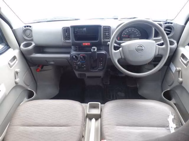 NISSAN NV100 CLIPPER