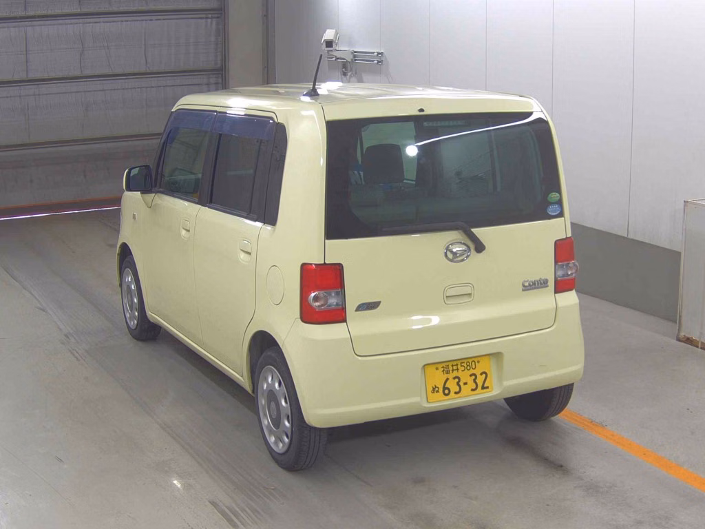 DAIHATSU MOVE CONTE