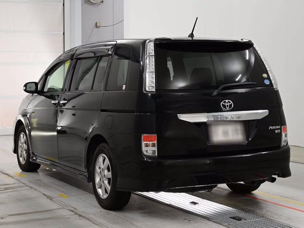 TOYOTA ISIS