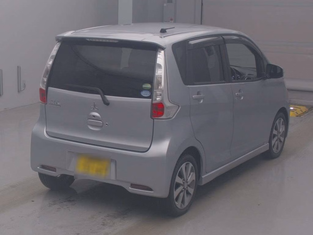 MITSUBISHI EK CUSTOM