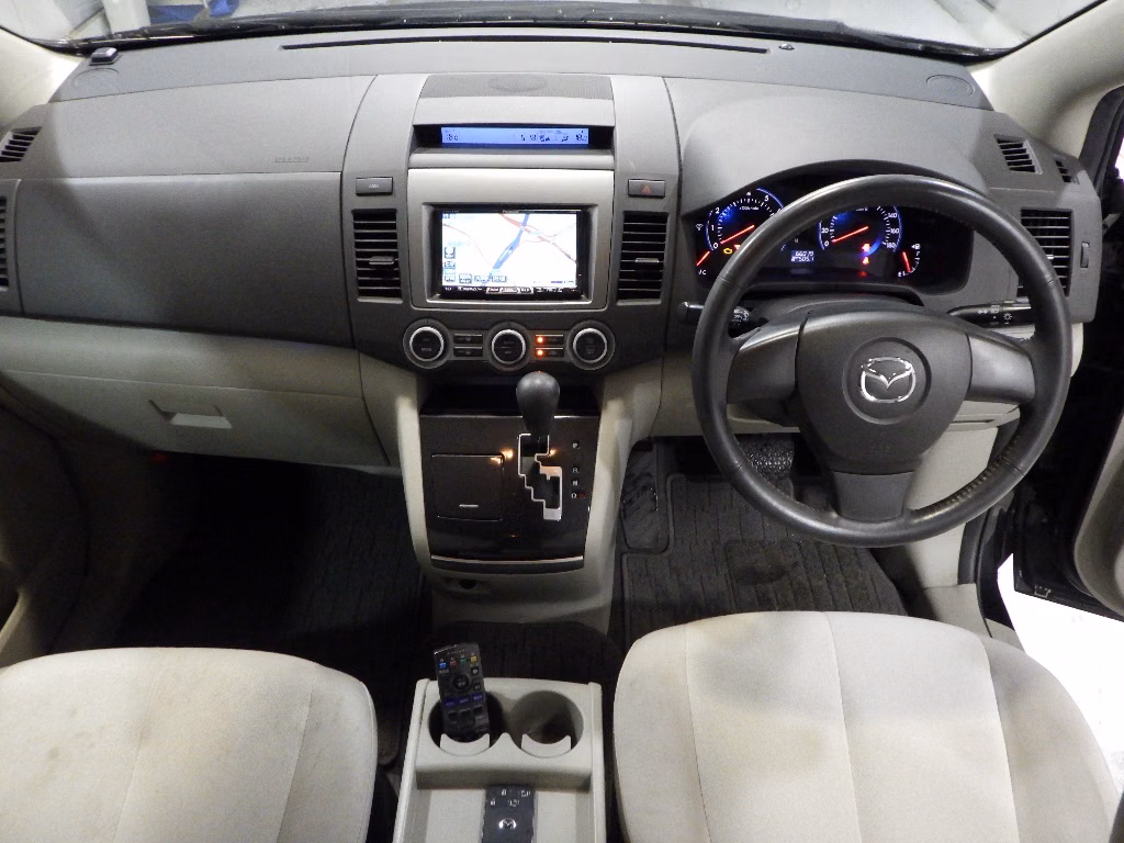 MAZDA MPV