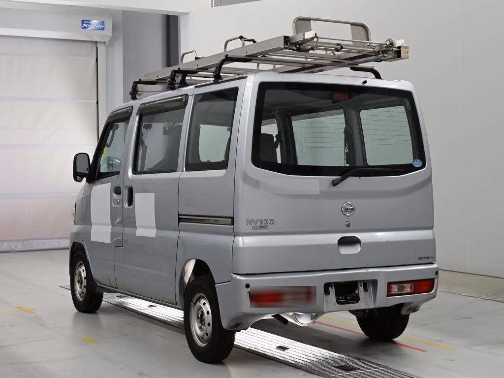 NISSAN NV100 CLIPPER