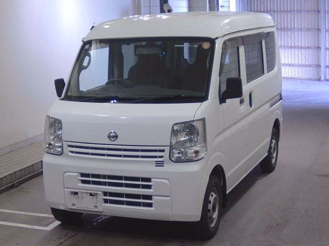 NISSAN NV100 CLIPPER
