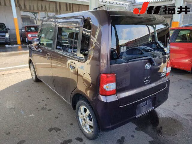 DAIHATSU MOVE CONTE