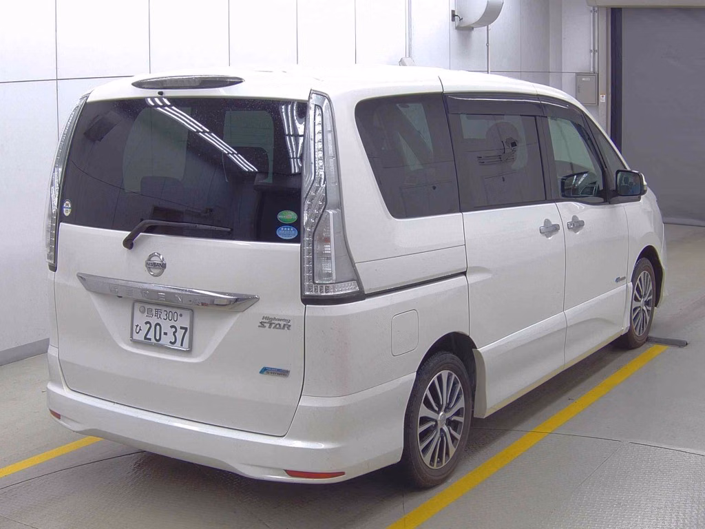 NISSAN SERENA