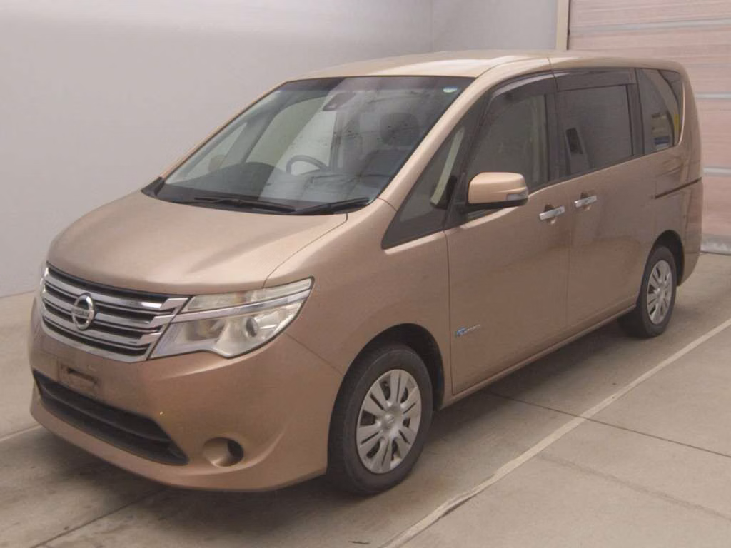 NISSAN SERENA